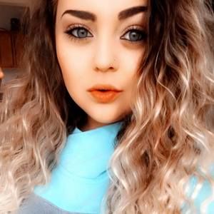 Meet your Posher, Haylee